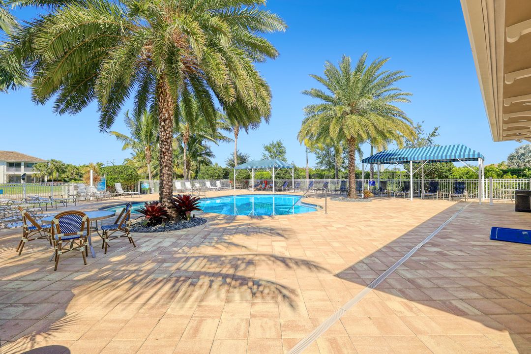 2319 Sawyers Hill Rd #703, Naples, FL 34120