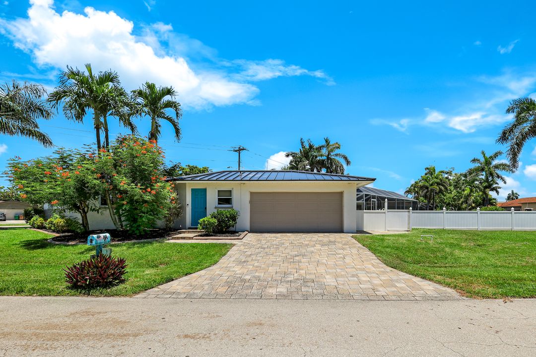5237 Del Prado Blvd S, Cape Coral, FL 33904