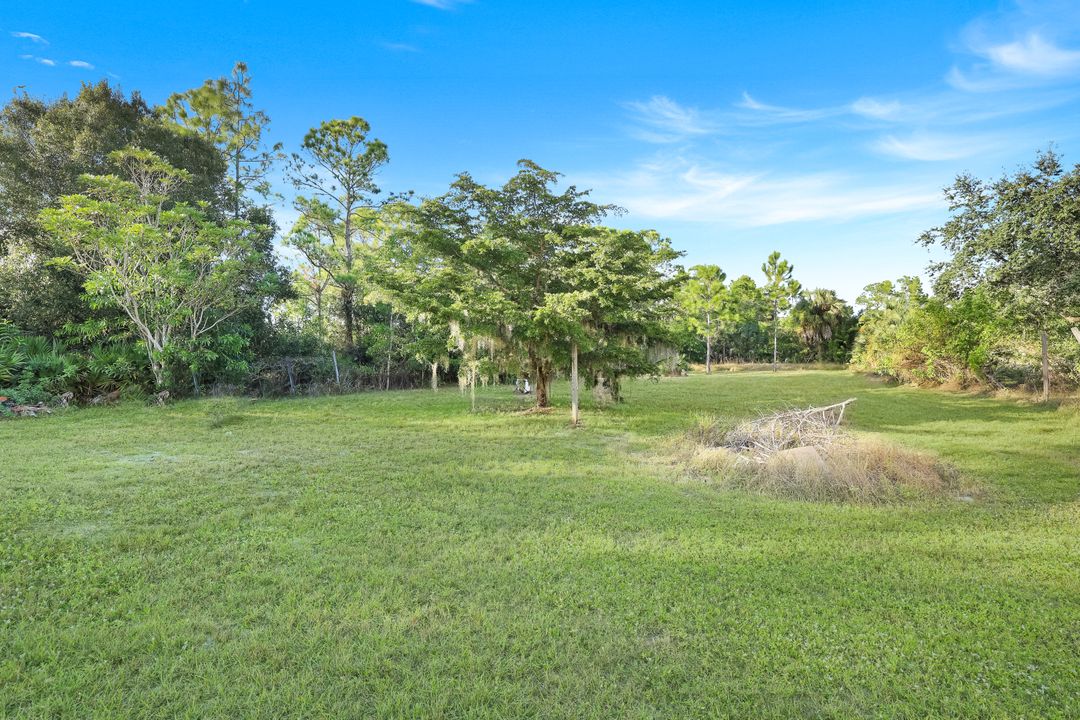 2655 47th Ave NE, Naples, FL 34120