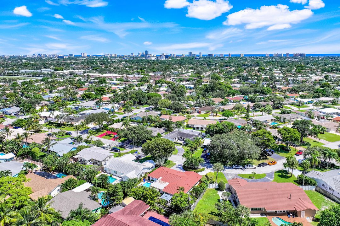 5779 NE 17th Ave, Fort Lauderdale, FL 33334