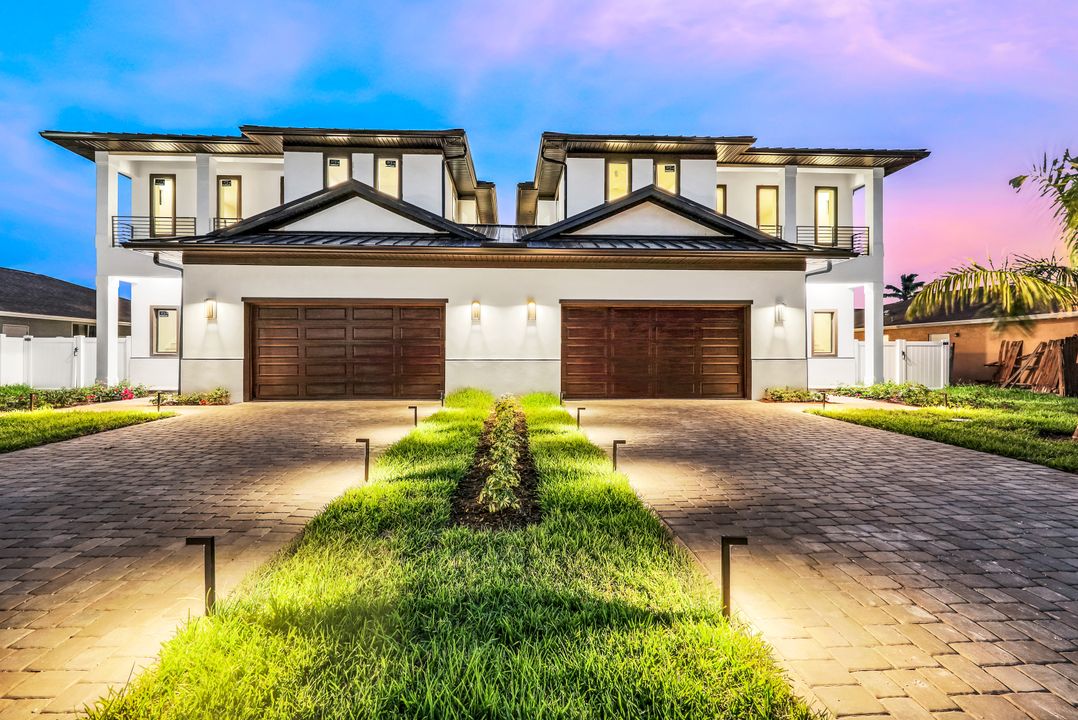 524 103rd Ave N, Naples, FL 34108