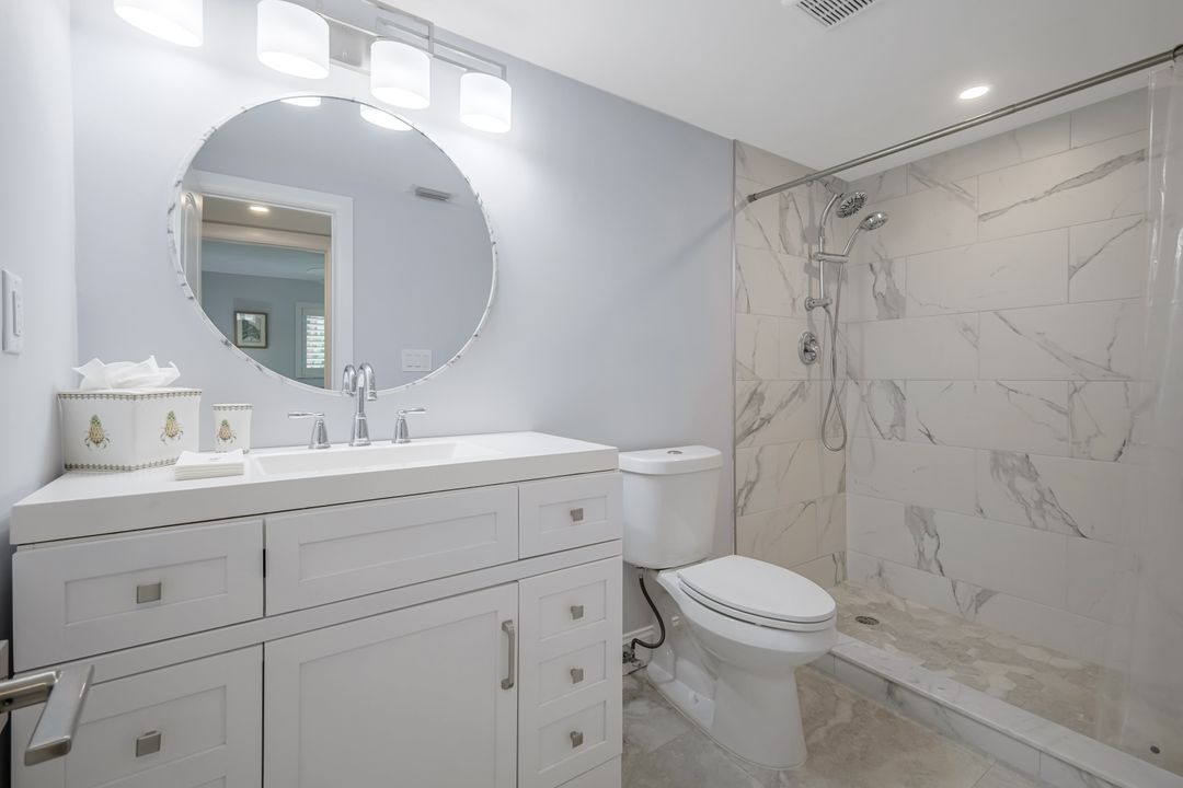 1605 Chesapeake Ave #4, Naples, FL 34102