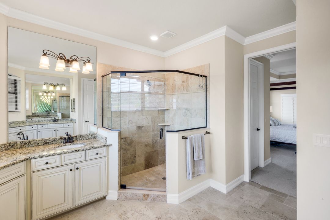 28647 Lisburn Ct, Bonita Springs, FL 34135