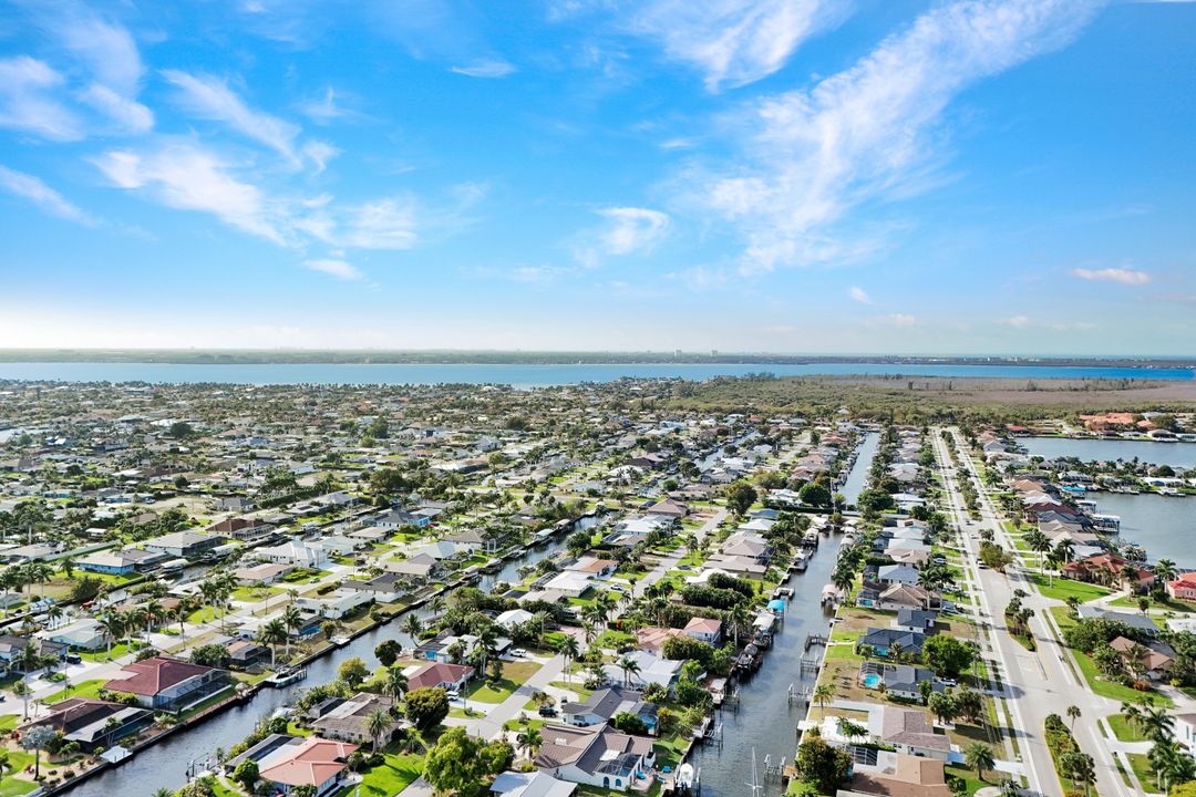 5130 SW 2nd Pl, Cape Coral, FL 33914