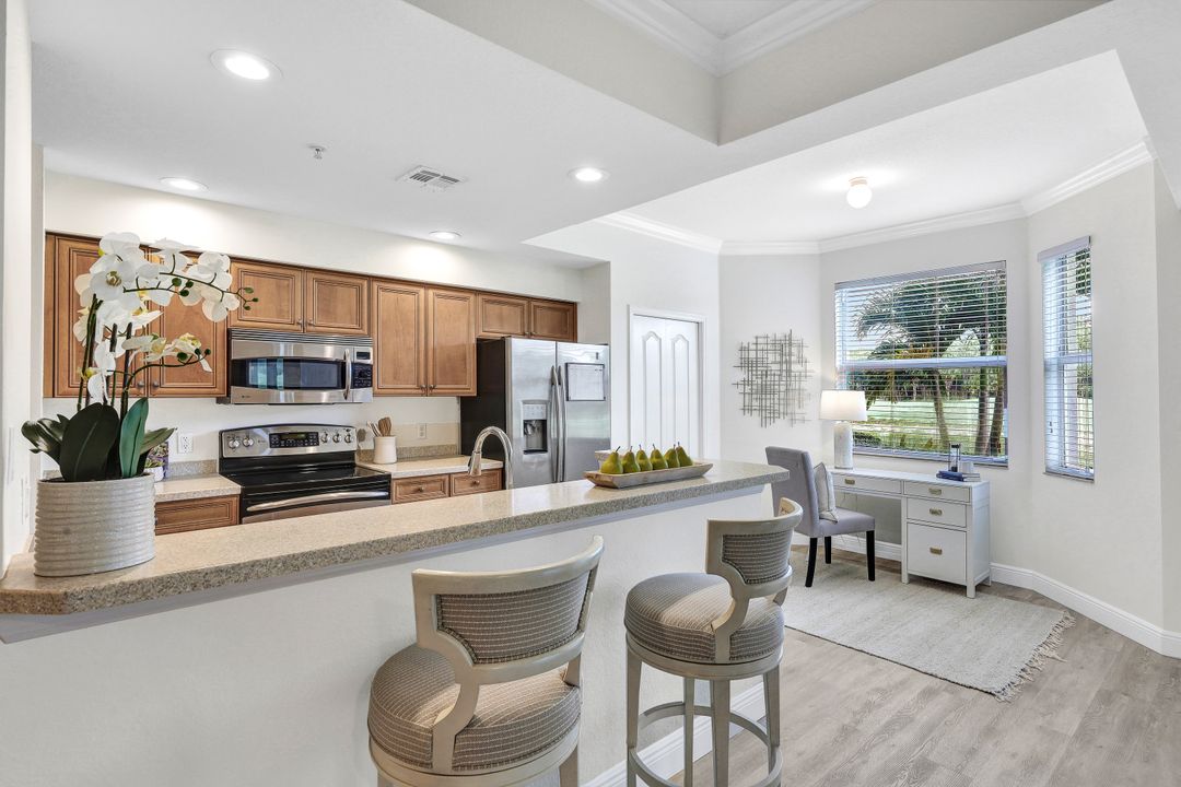 10295 Heritage Bay Blvd  #917, Naples, FL 34120