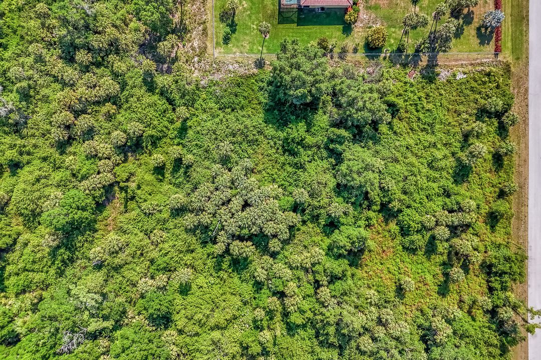 24th Ave SE, Naples, FL 34117