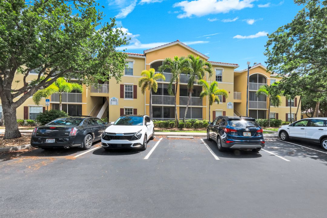 4105 Residence Drive #703, Fort Myers, FL 33901