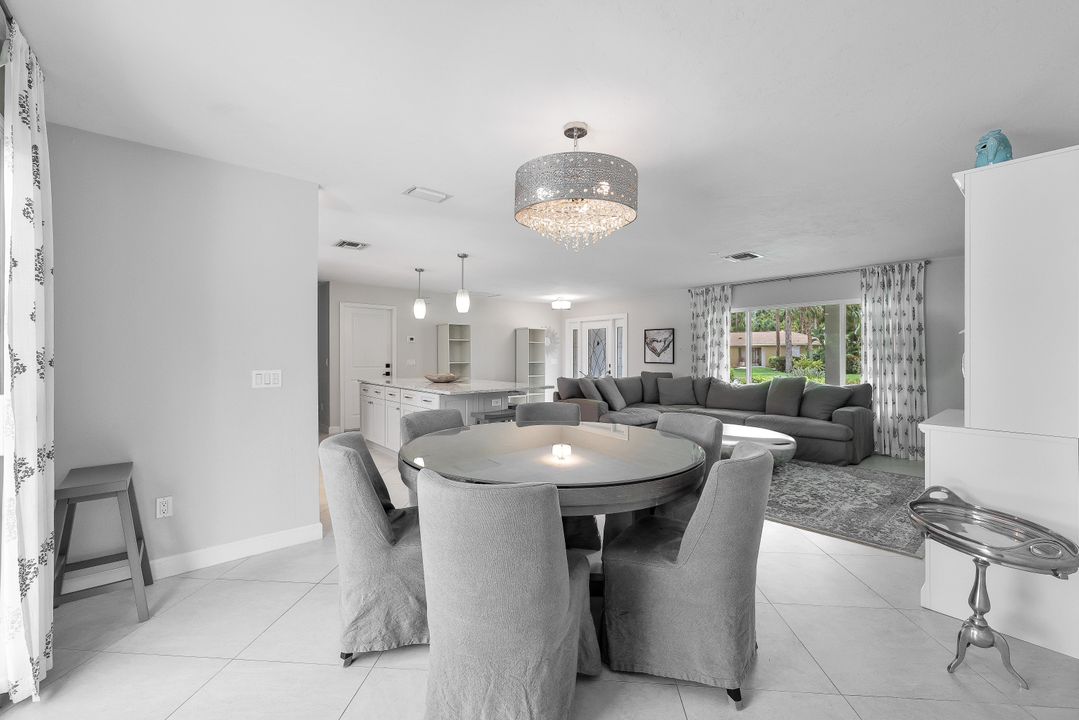 9949 Winchester Wood, Naples, FL 34109