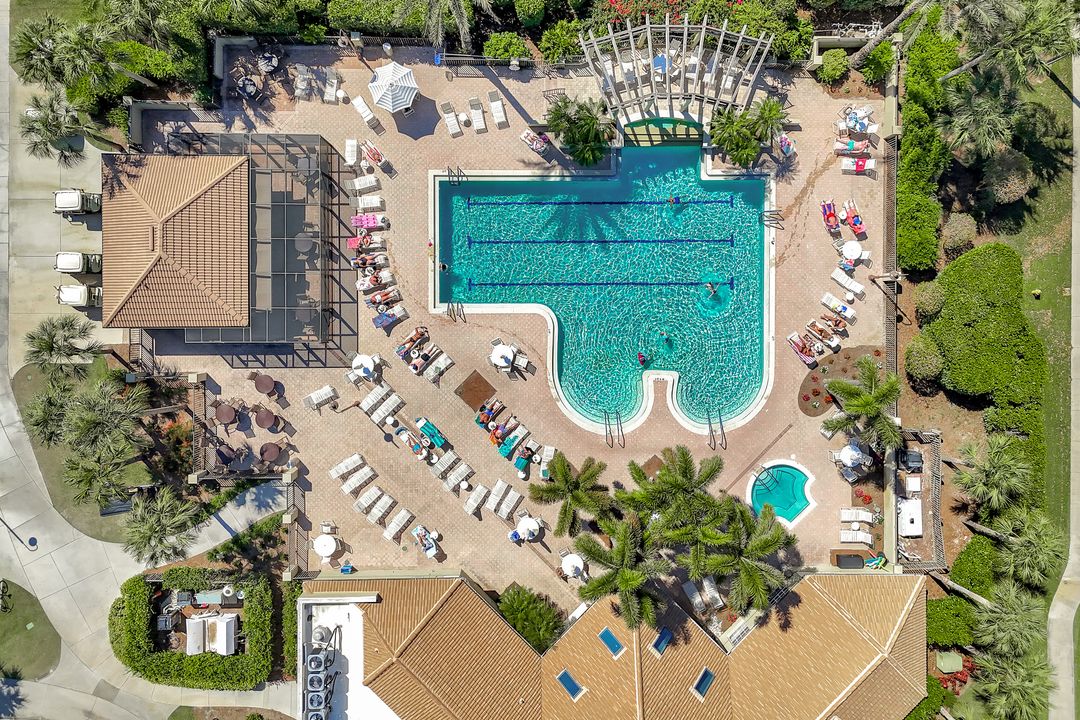 12664 Hunters Ridge Dr, Bonita Springs, FL 34135