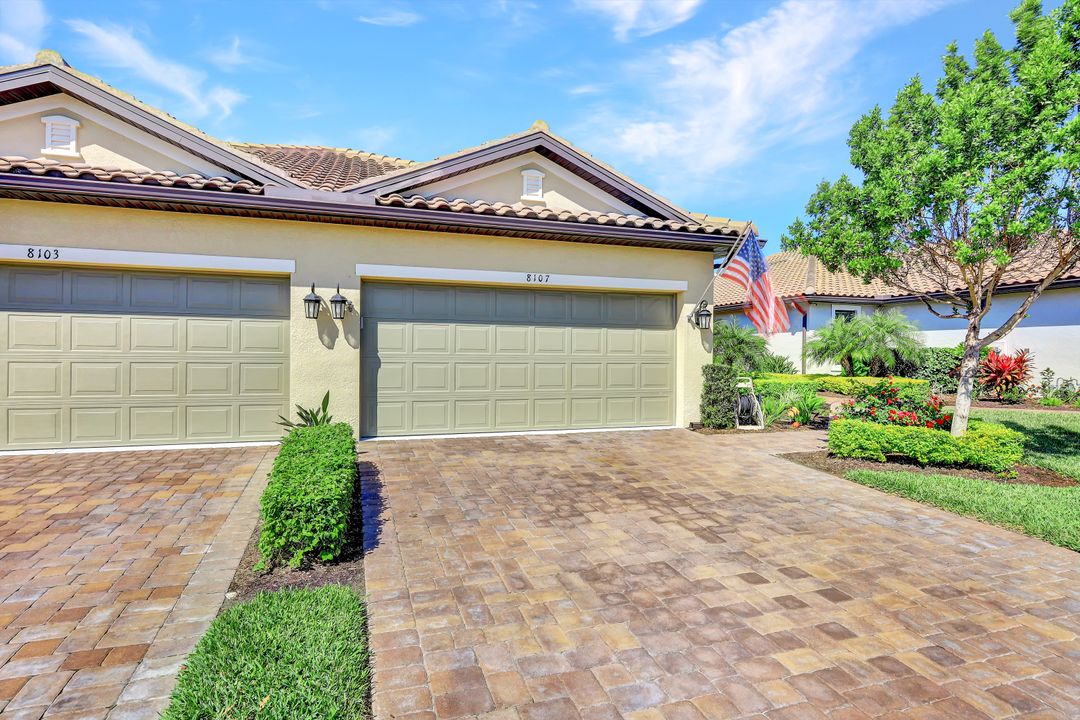 8107 Calle Canovas St, Naples, FL 34114