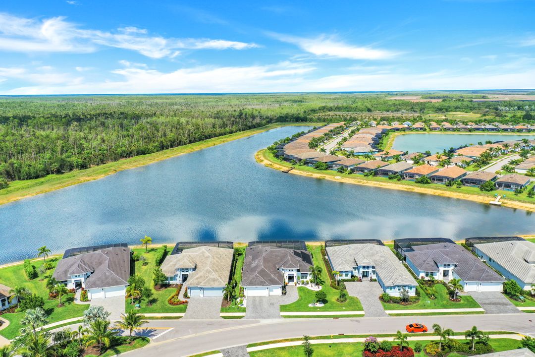 14448 Neptune Ave, Naples, FL 34114