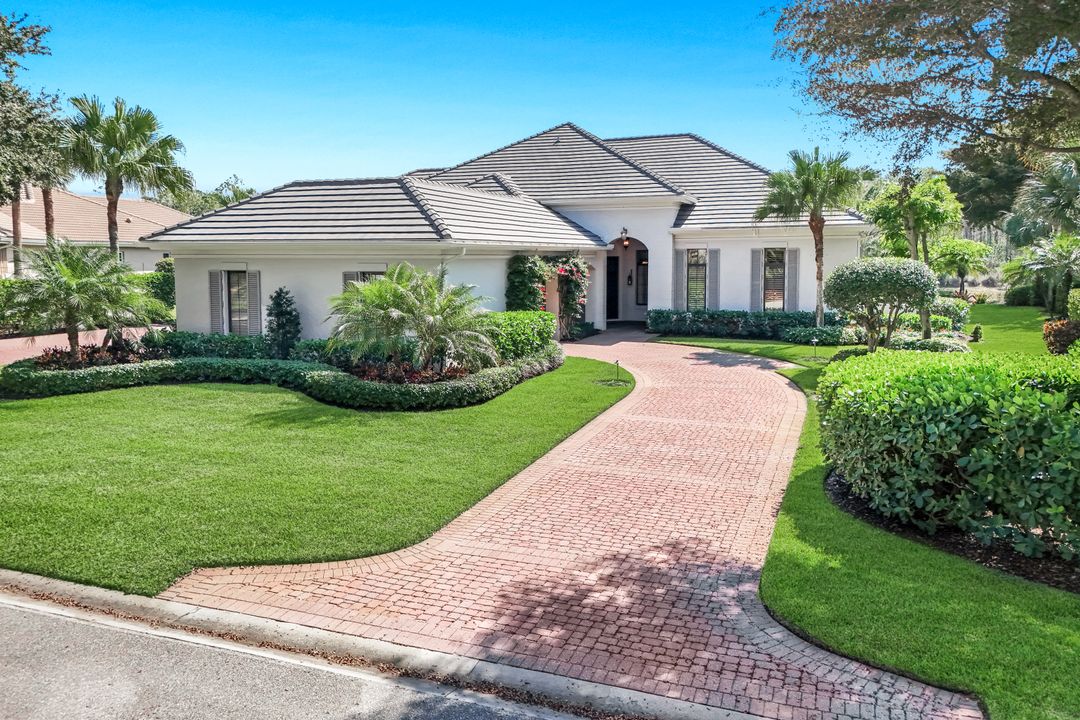 22121 Shallowater Ln, Bonita Springs, FL 34135