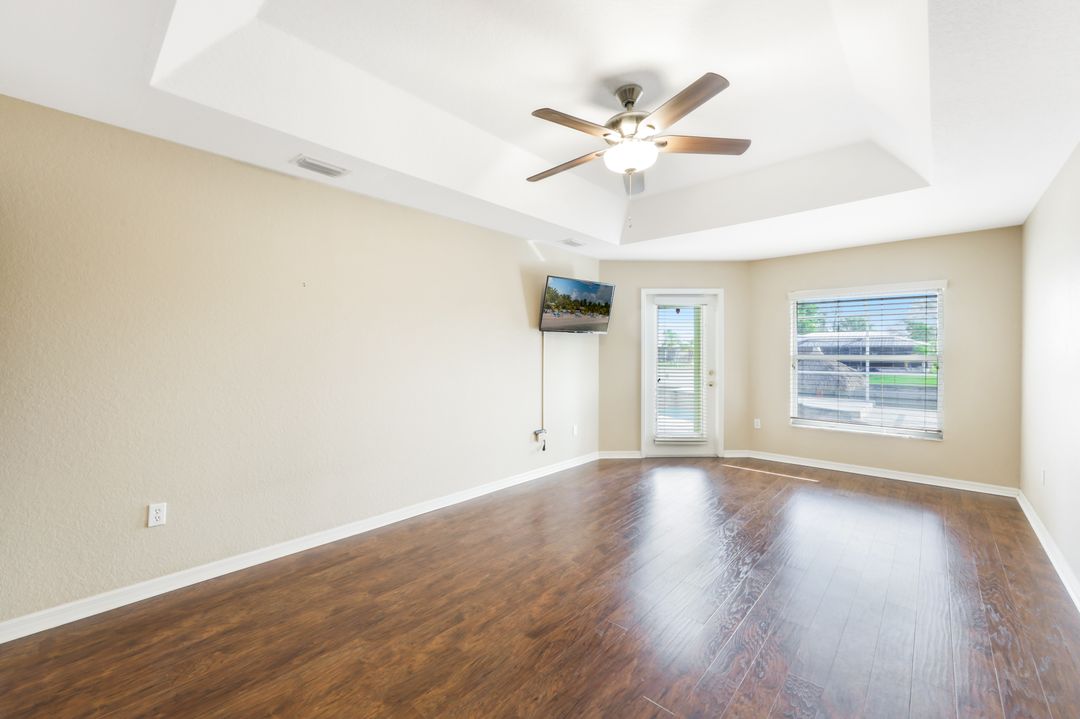 3325 SW 5th Pl, Cape Coral, FL 33914