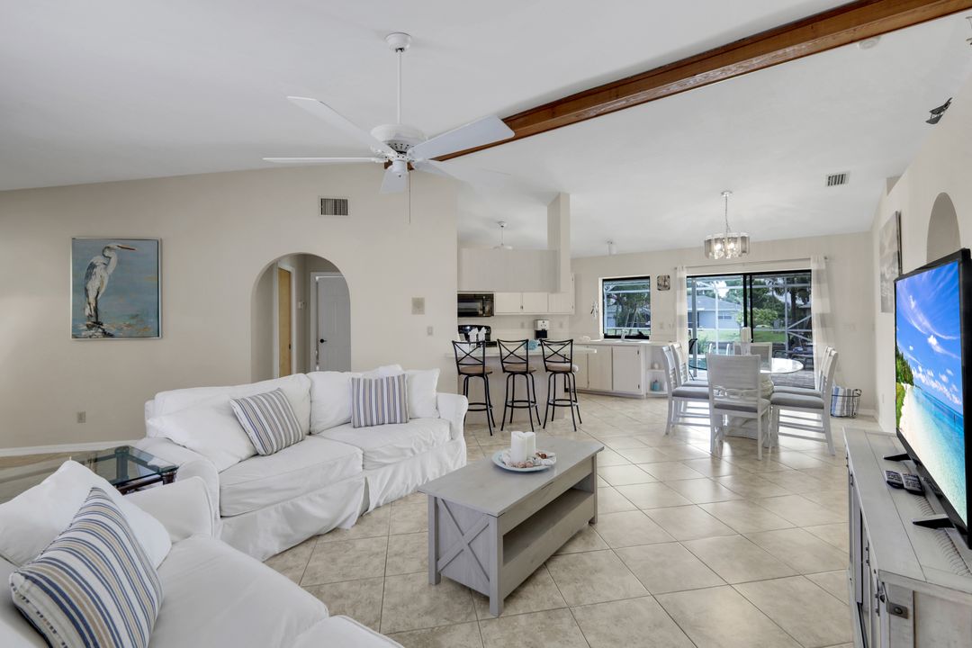 4843 Triton Ct W, Cape Coral, FL 33904