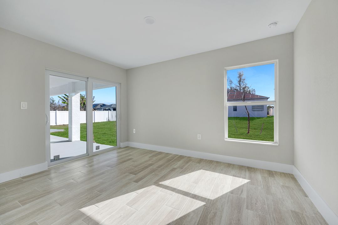 1105 NW 21st Ave, Cape Coral, FL 33993