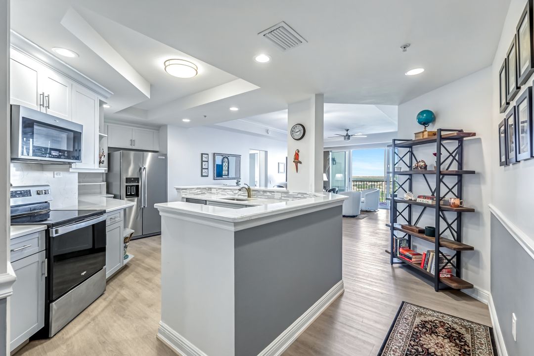 2743 First St #2303, Fort Myers, FL 33916