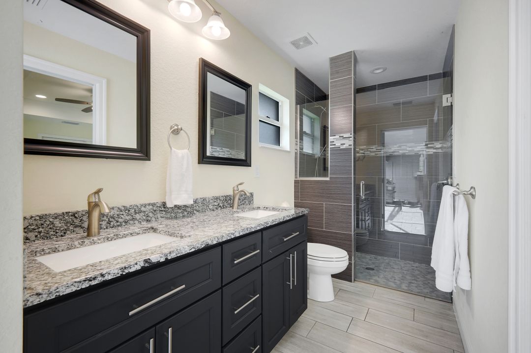 27741 Roslin Dr, Bonita Springs, FL 34135