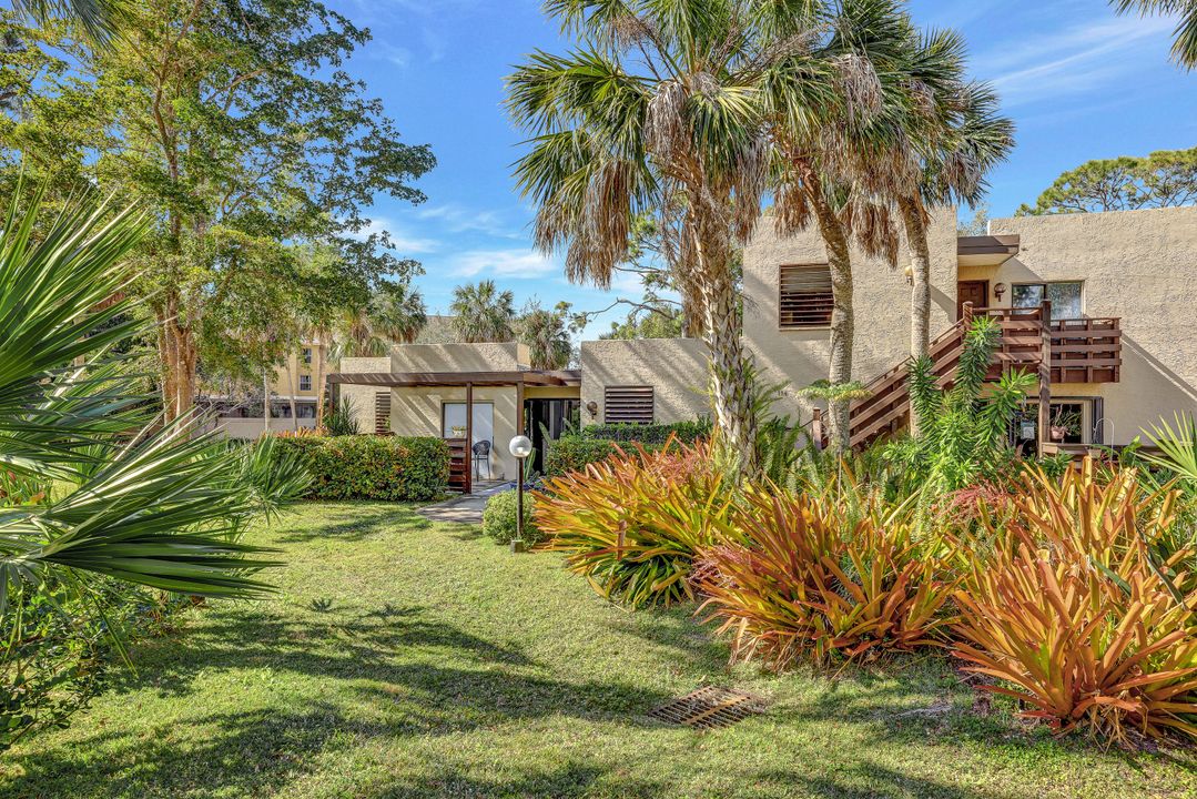 113 Pinebrook Dr, Fort Myers, FL 33907