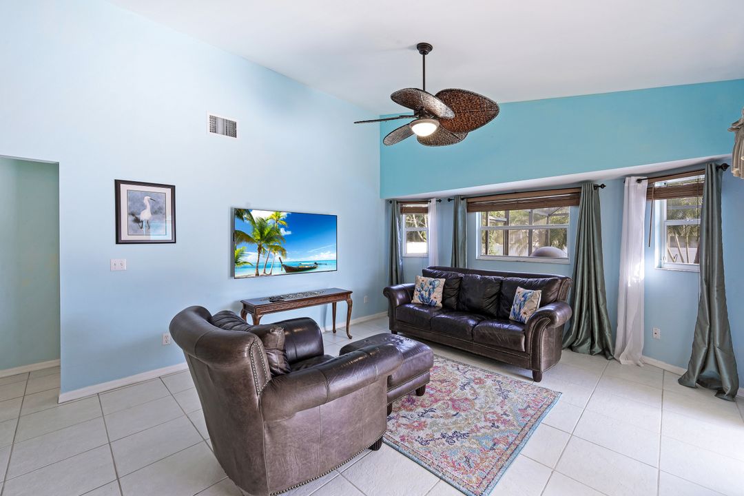 104 Heritage Way, Naples, FL 34110