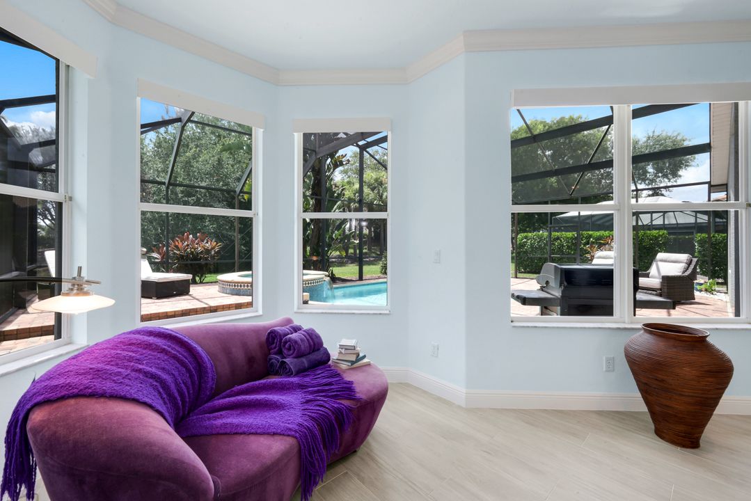 19736 Maddelena Cir, Fort Myers, FL 33967