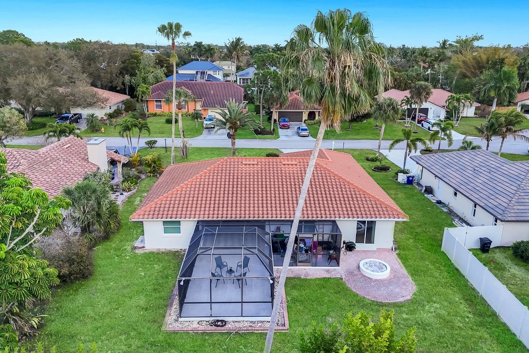 27153 Edenbridge Ct, Bonita Springs, FL 34135