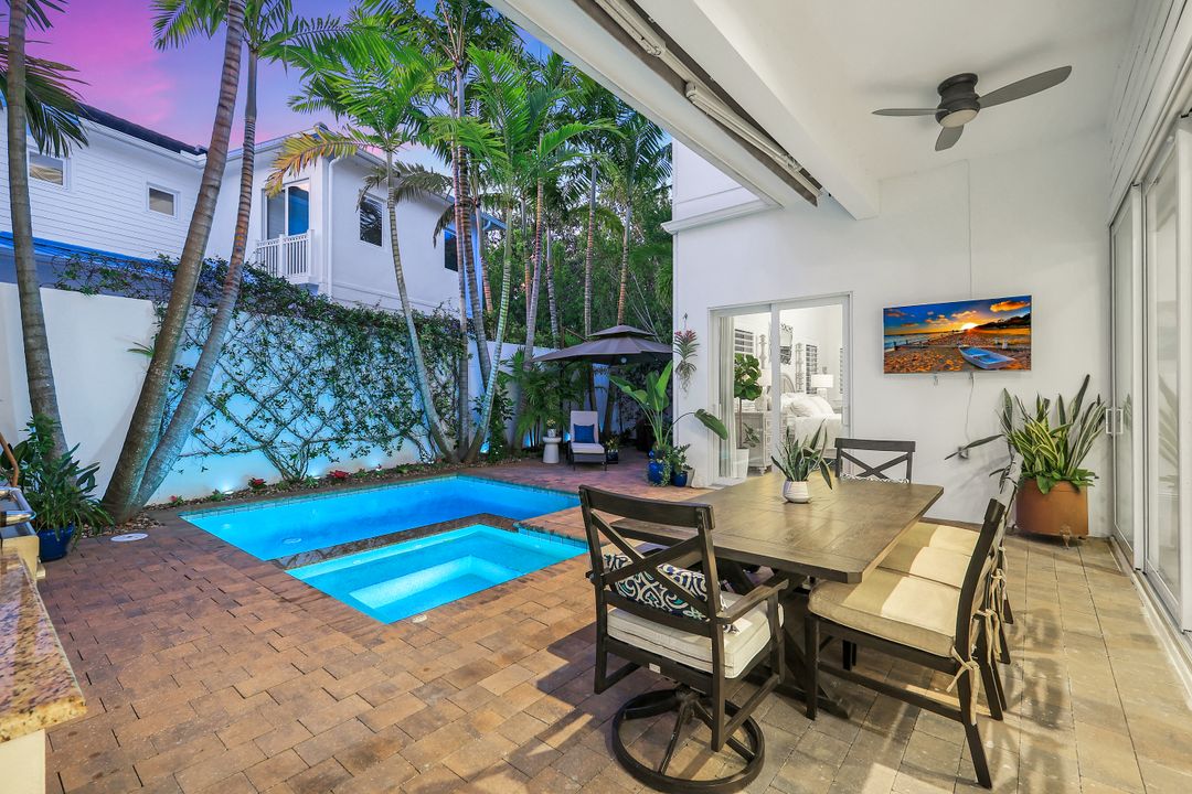 9161 Mercato Way, Naples, FL 34108