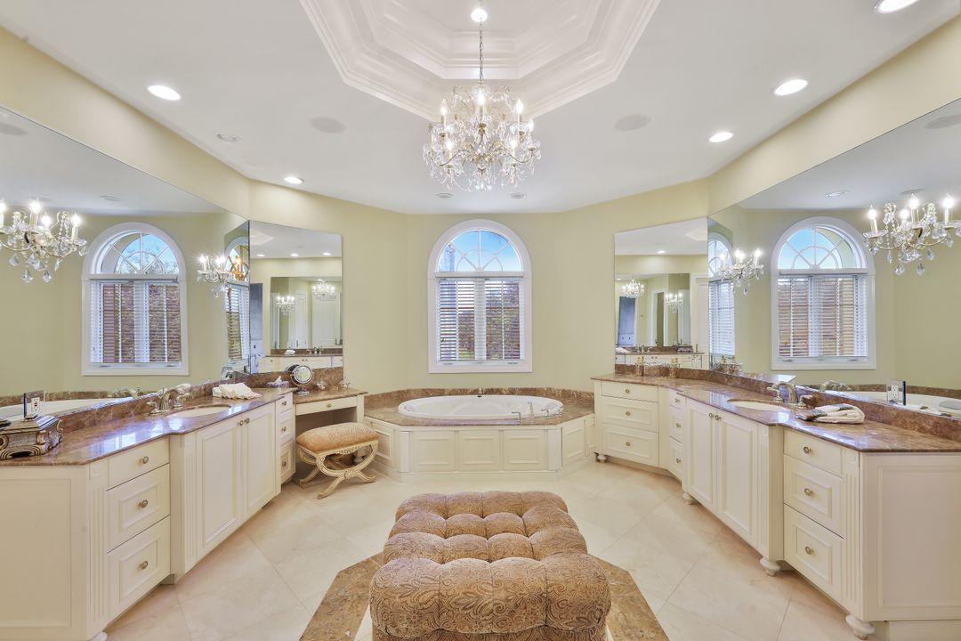 28790 Blaisdell Dr, Naples, FL 34119