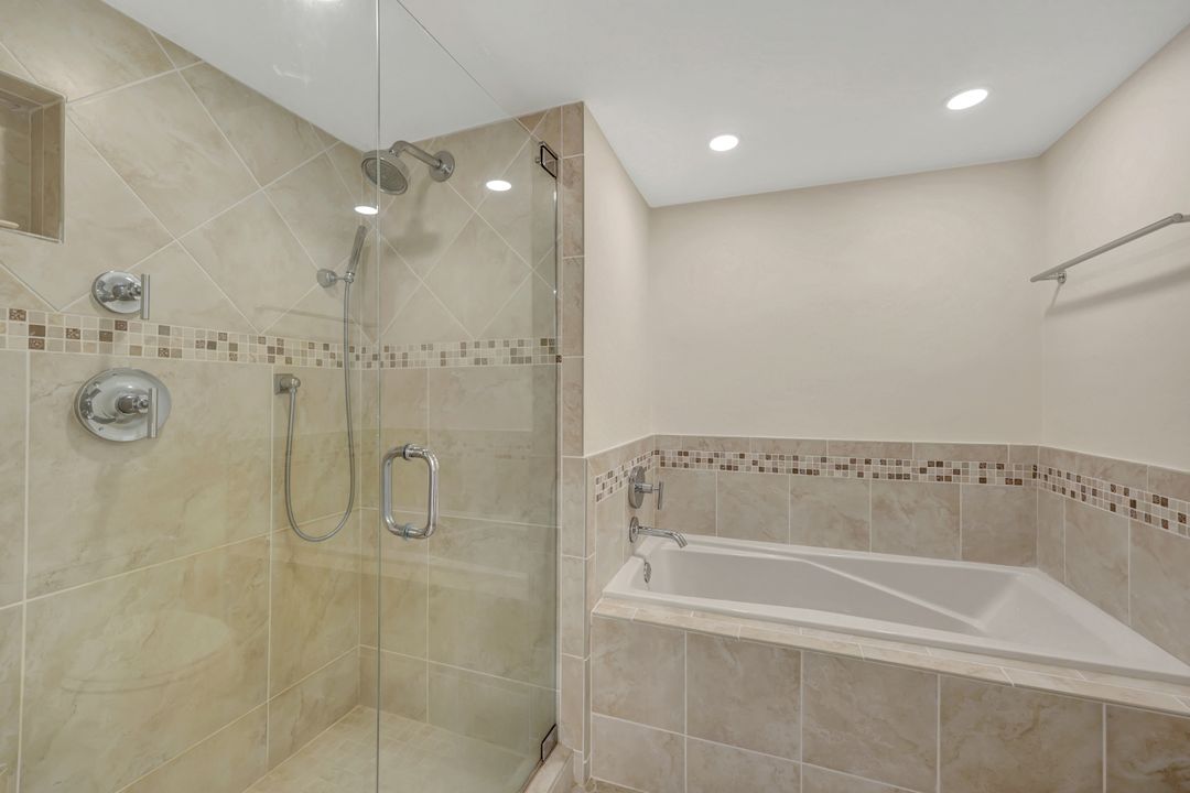 1080 S Collier Blvd #305, Marco Island, FL 34145
