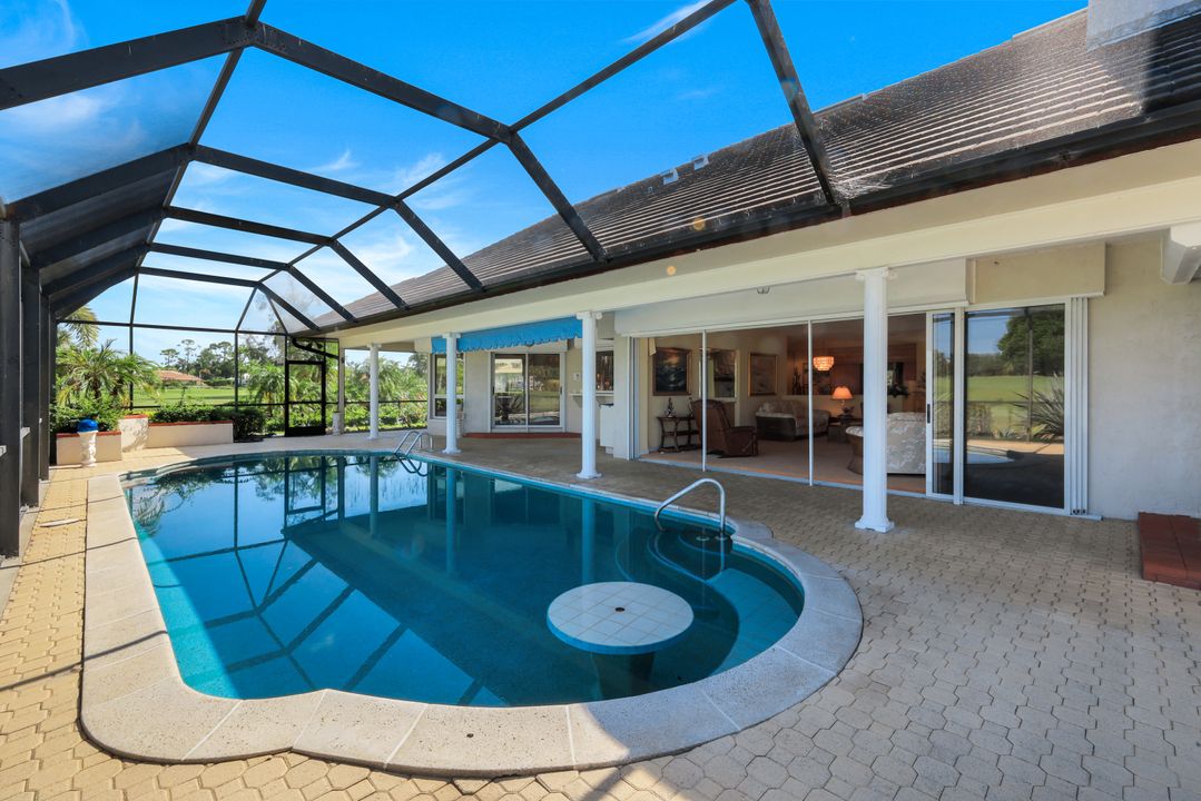 2227 Regal Way, Naples, FL 34110