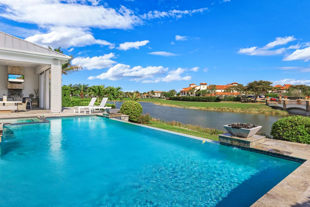 16415 Seneca Way, Naples, FL 34110