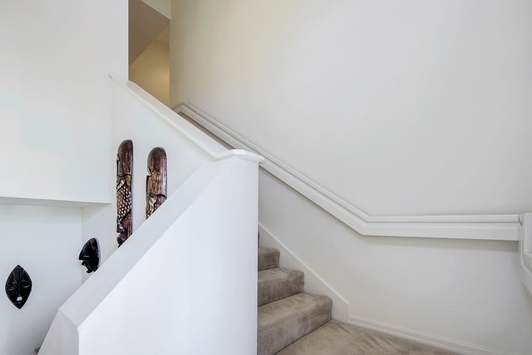 3425 Laurelgreens Ln S #203, Naples, FL 34119