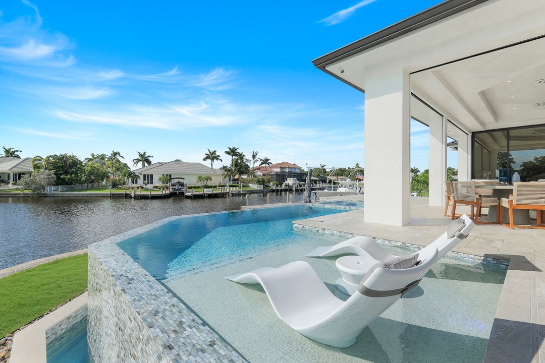 1610 Briarwood Ct, Marco Island, FL 34145