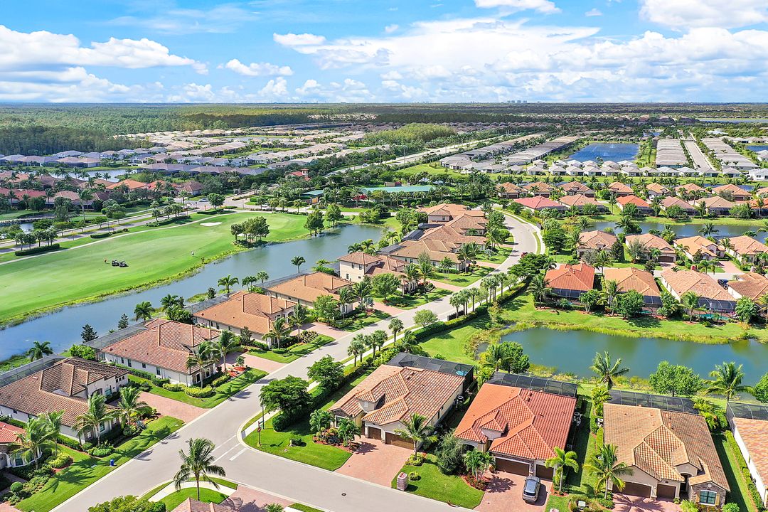 28122 Kerry Ct, Bonita Springs, FL 34135