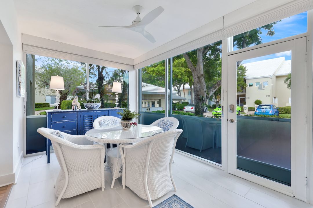 5801 Glencove Dr #502, Naples, FL 34108