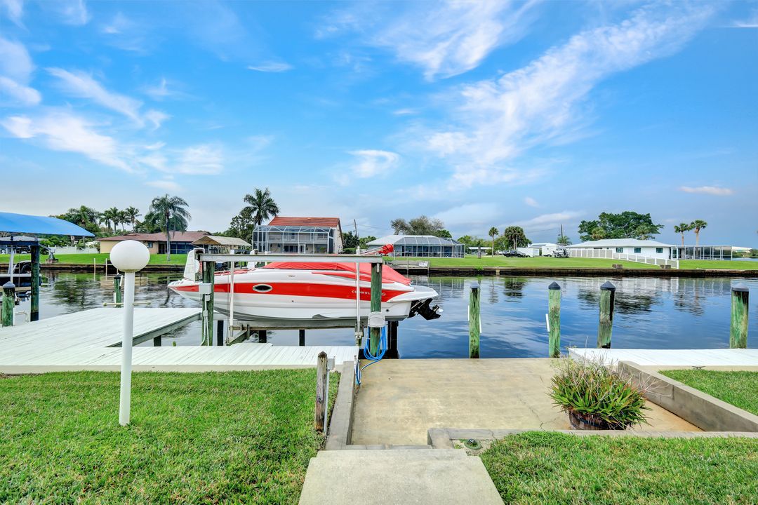 2197 Havana Ave, Fort Myers, FL 33905