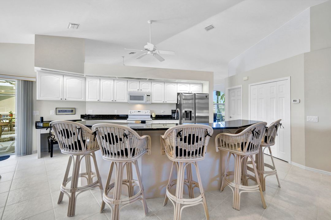 610 Archer Pkwy W, Cape Coral, FL 33904