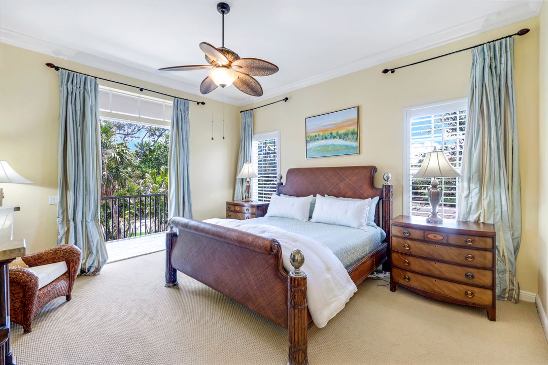 940 Sea Oats Ct, Marco Island, FL 34145