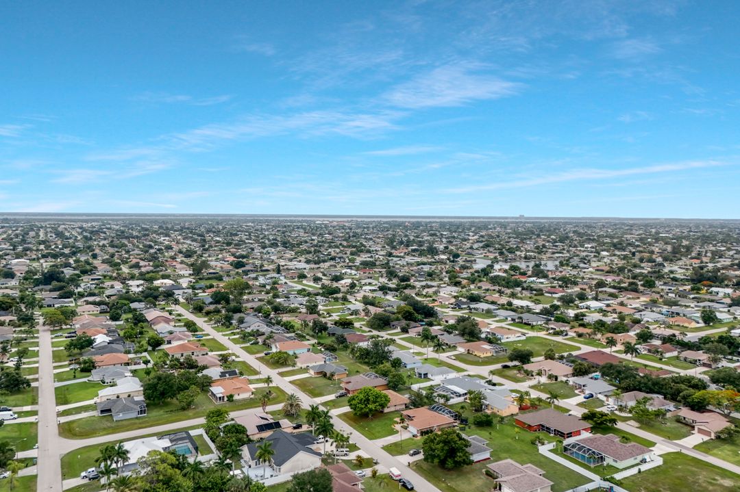 317 SE 18th Terrace, Cape Coral, FL 33990