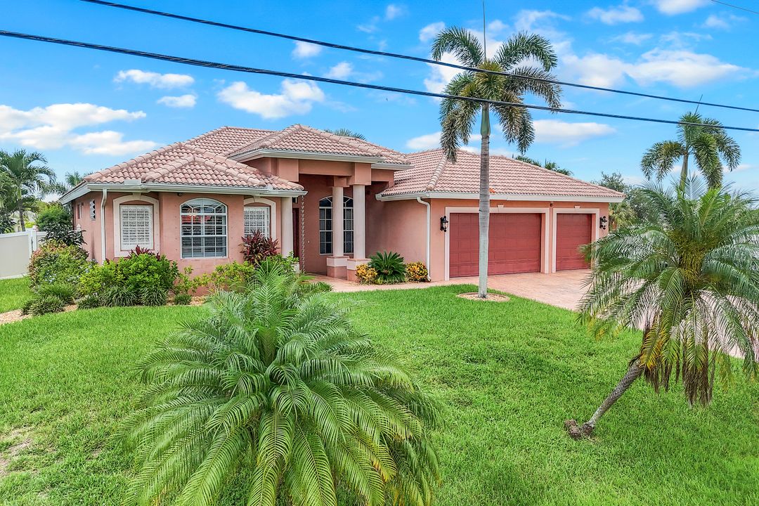 3214 SW 11th Pl, Cape Coral, FL 33914