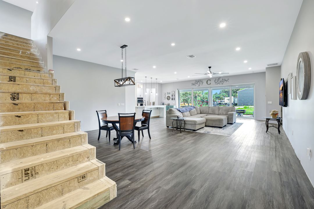 2868 16th Ave SE, Naples, FL 34117