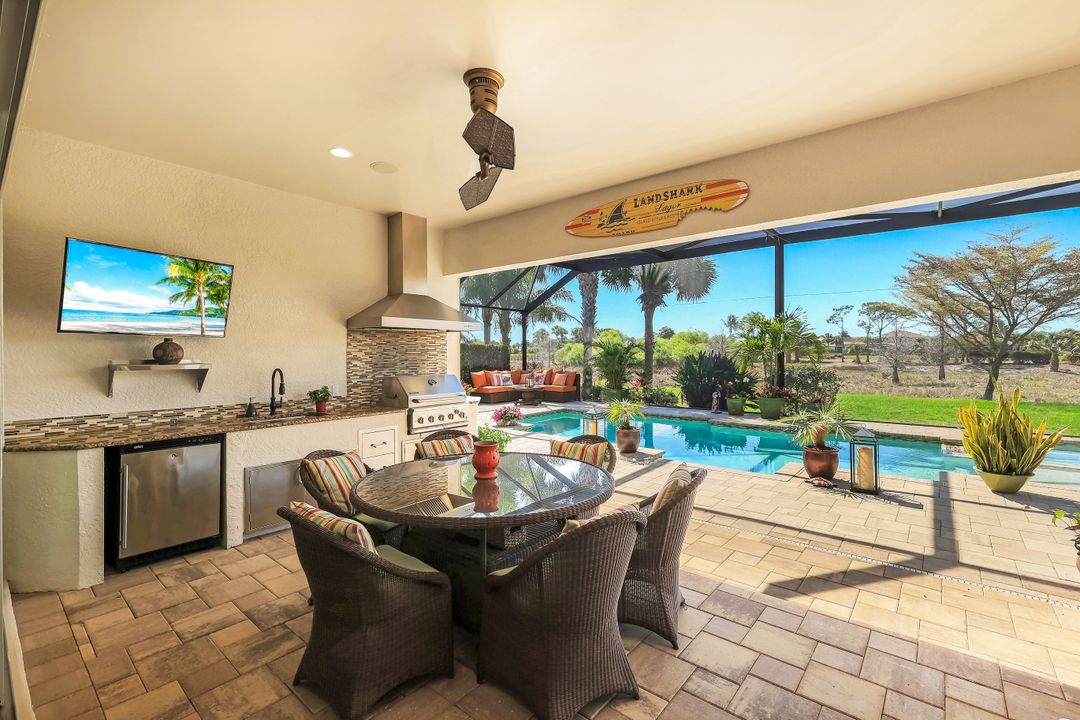 9327 Marble Stone Dr, Naples, FL 34120