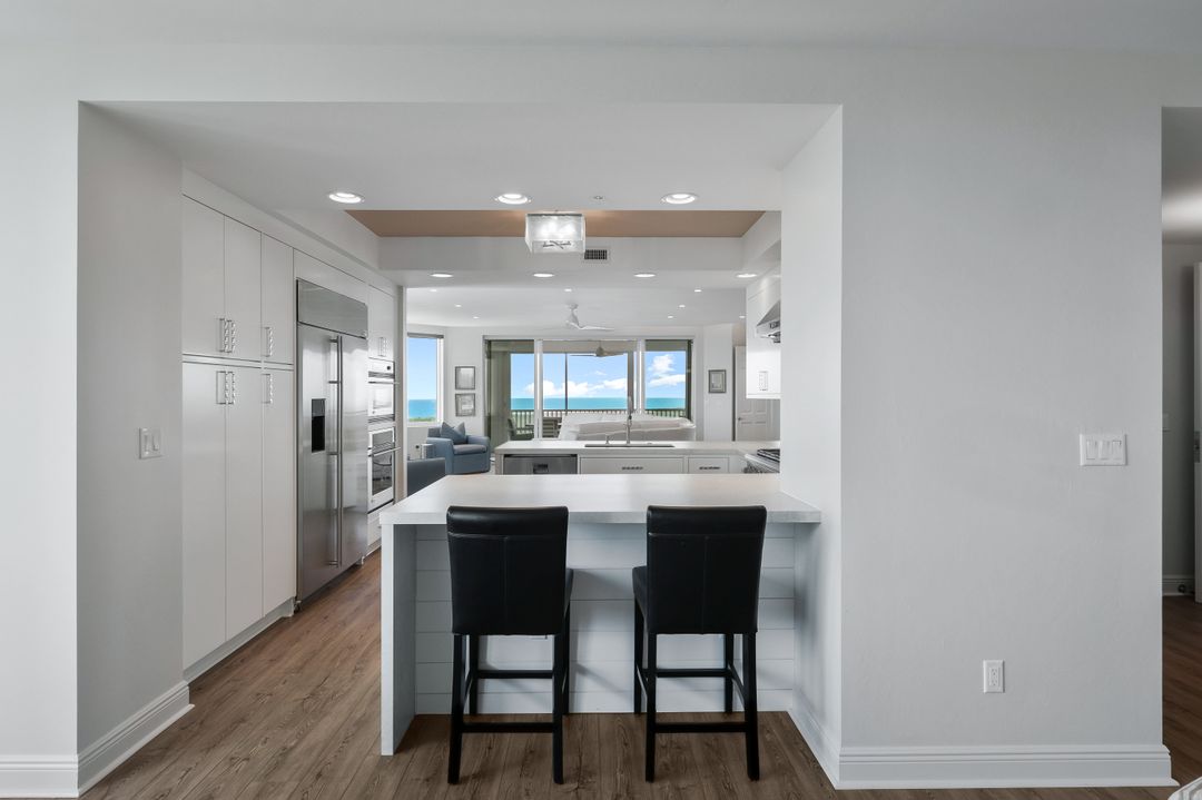 275 Indies Way #1701, Naples, FL 34110