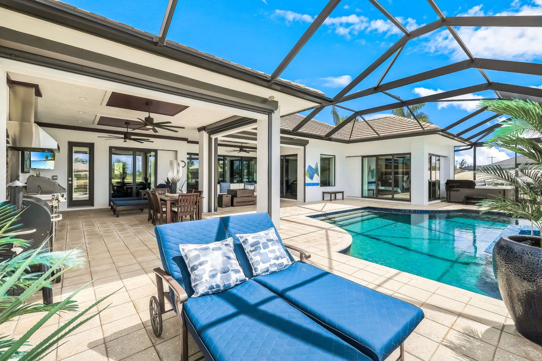 128 NW 39th Ave, Cape Coral, FL 33993