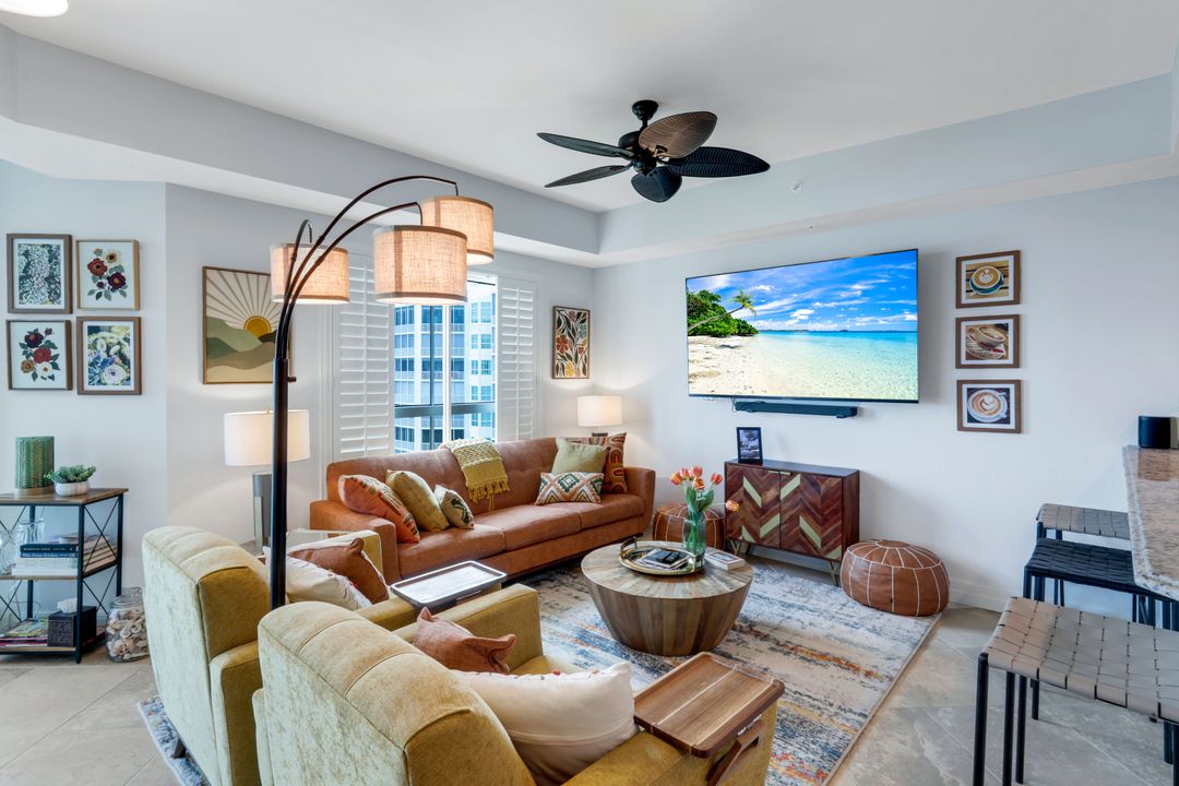 295 Grande Way #1405, Naples, FL 34110