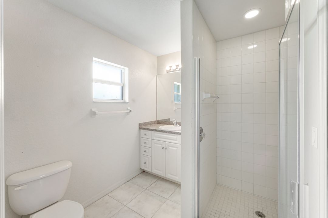 1007 NW 6th Ave, Cape Coral, FL 33993