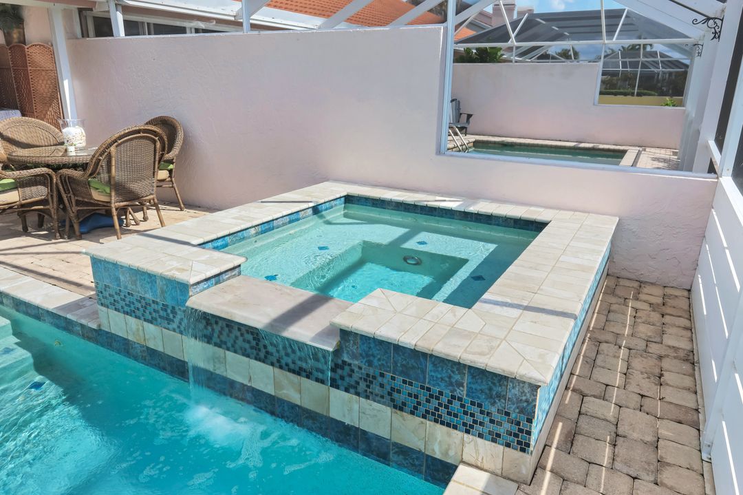 11594 Quail Village Way, Naples, FL 34119