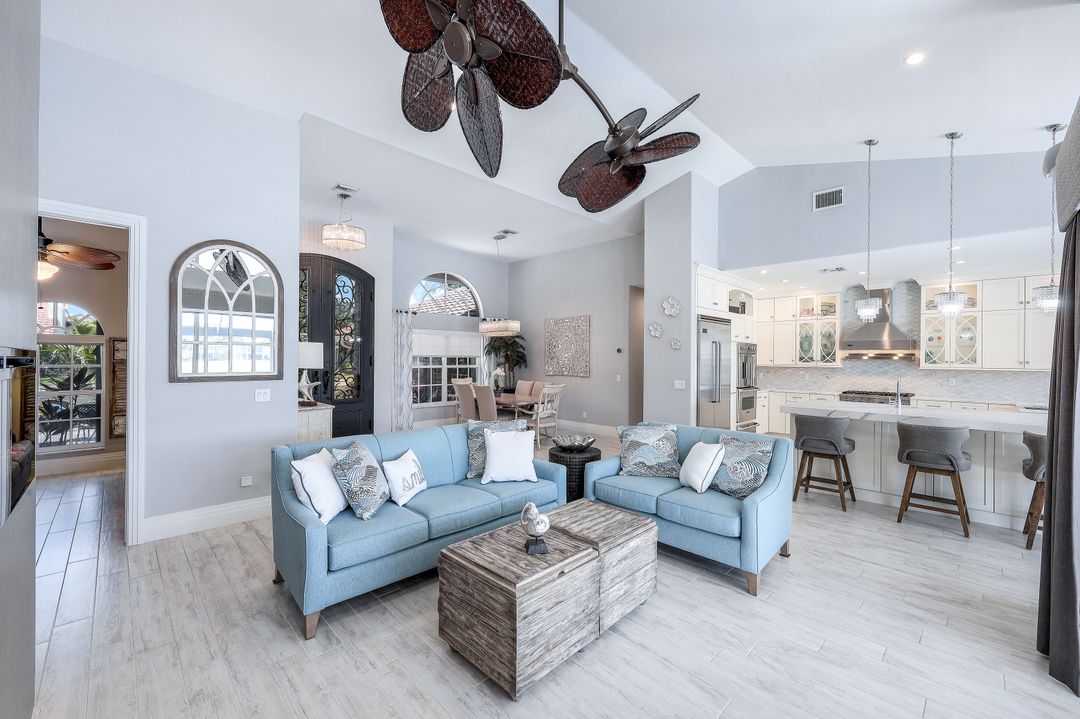 3730 Lakemont Dr, Bonita Springs, FL 34134