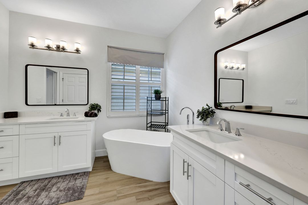 20001 Seadale Ct, Estero, FL 33928