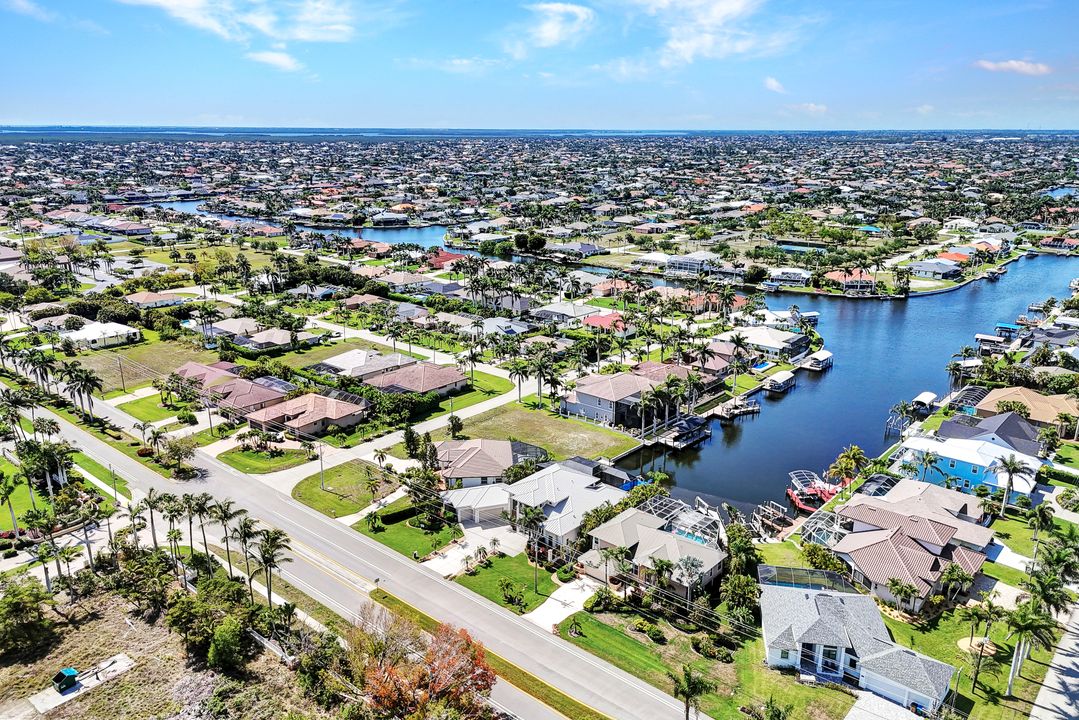 1625 El Dorado Pkwy W, Cape Coral, FL 33914