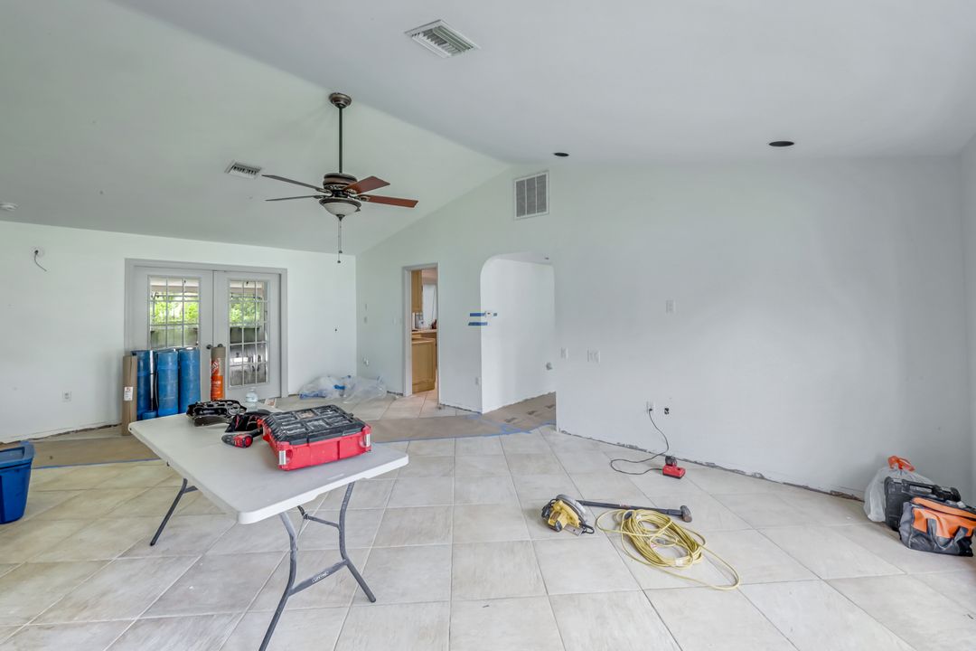 17451 Oak Creek Rd, Alva, FL 33920